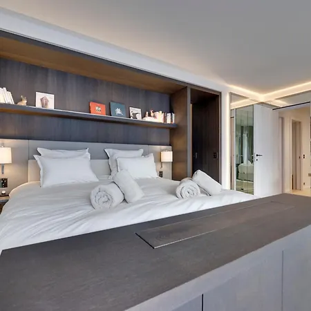 De Luxe A Avec Jacuzzi Et Parking, Pour 12 Pers. Apartamento Tignes